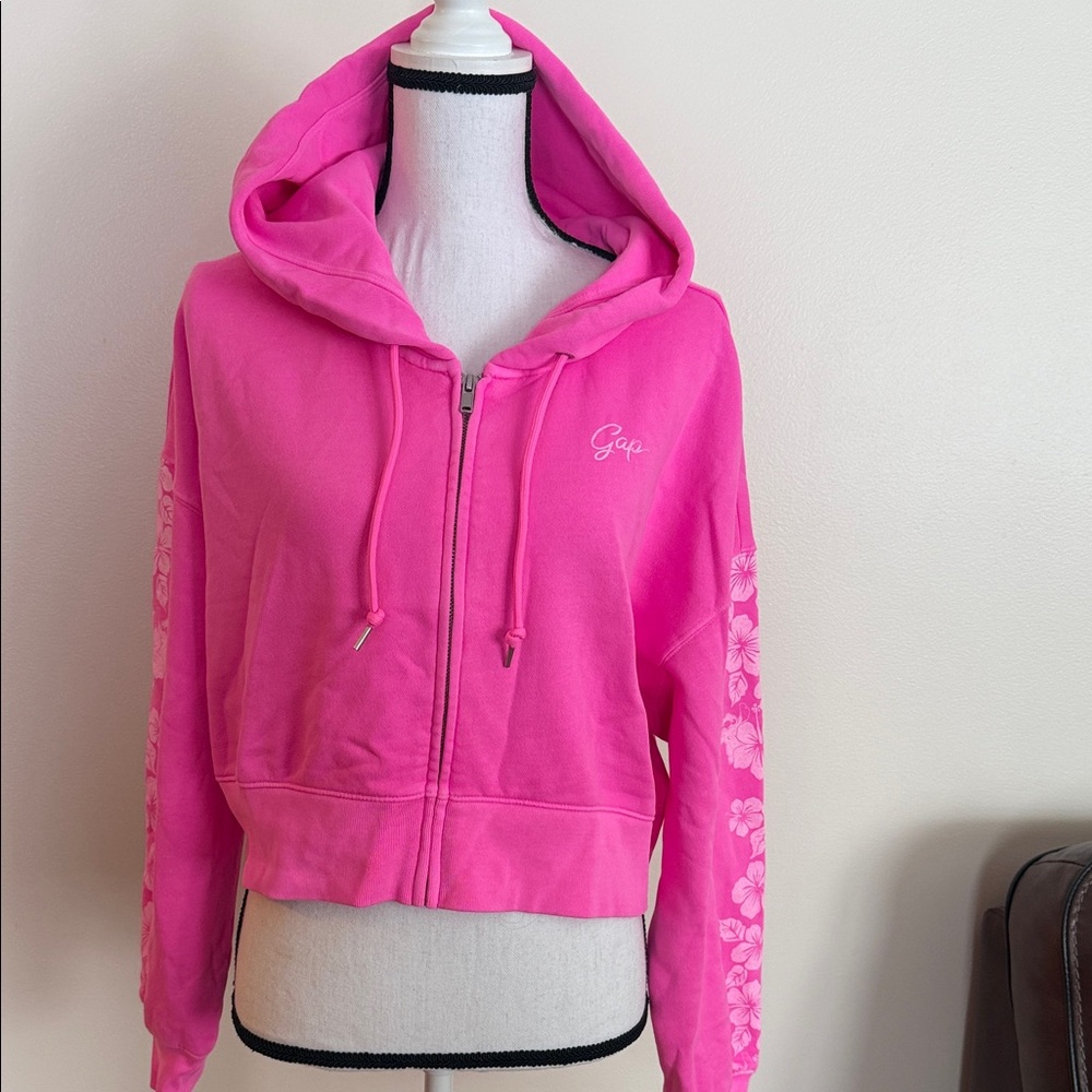 GAPxDisney Women's Lilo and Stitch Bright Pink Floral Cropped Hoodie - Picture 2 of 10